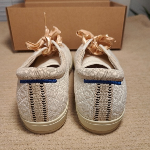 - Rothy’s The Lace Up Sneaker Shoe Size 9.5 - Picture 7 of 8